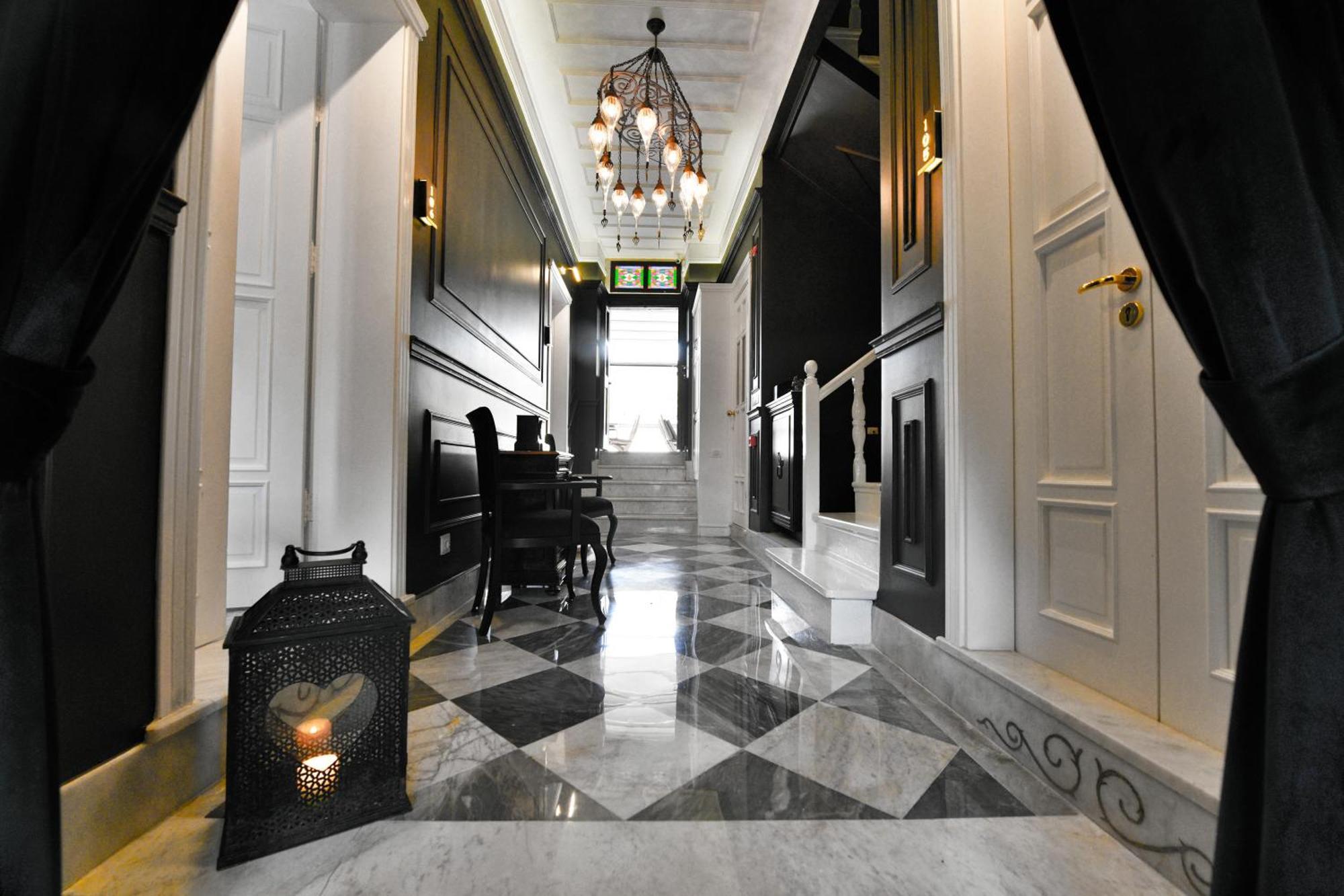 Siyah Lale Cunda 1841 (Adults Only) Hotel Ayvalik Luaran gambar