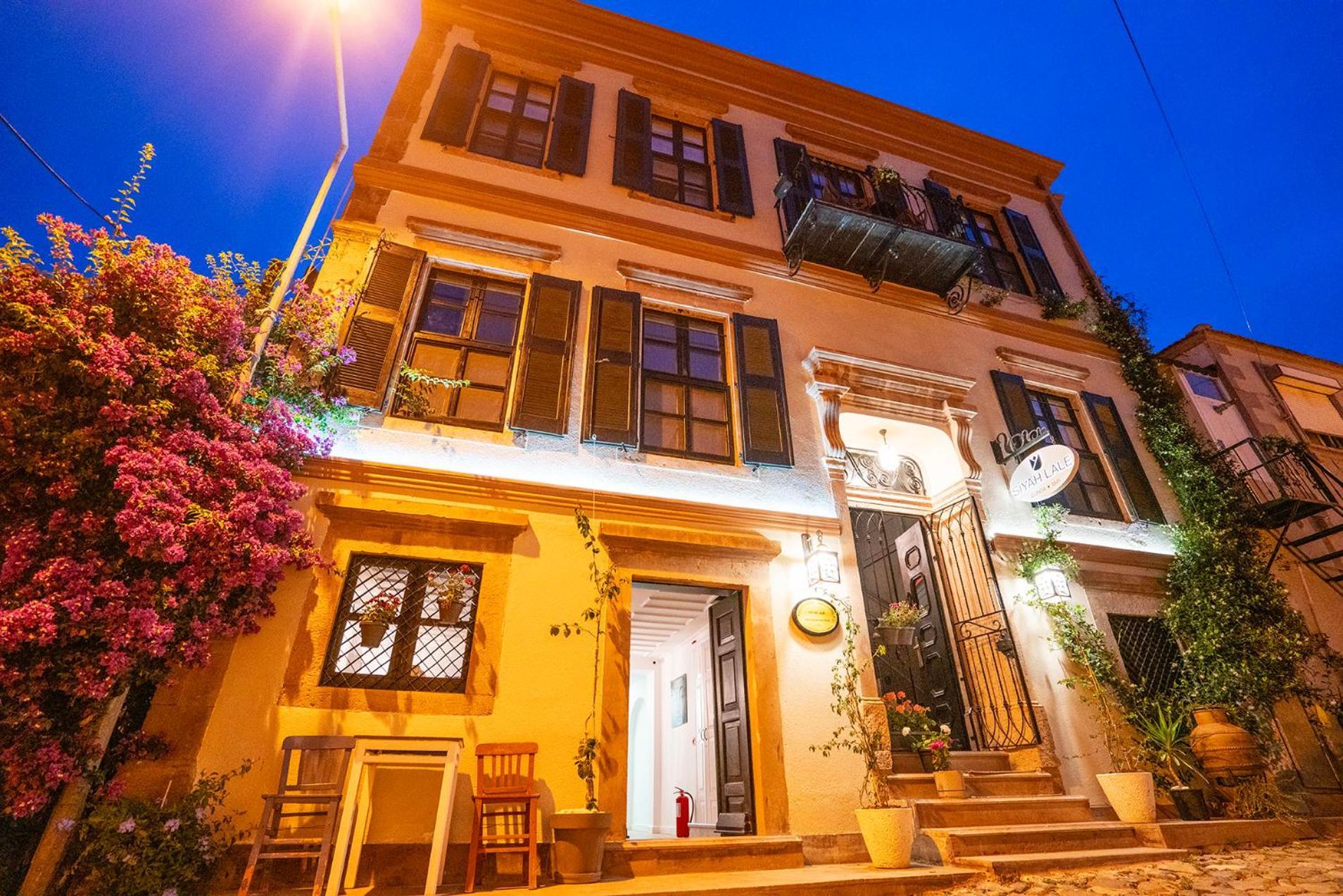 Siyah Lale Cunda 1841 (Adults Only) Hotel Ayvalik Luaran gambar