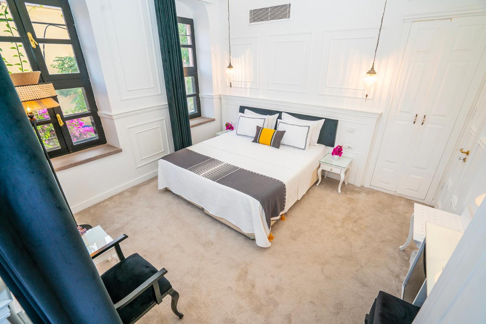 Siyah Lale Cunda 1841 (Adults Only) Hotel Ayvalik Luaran gambar
