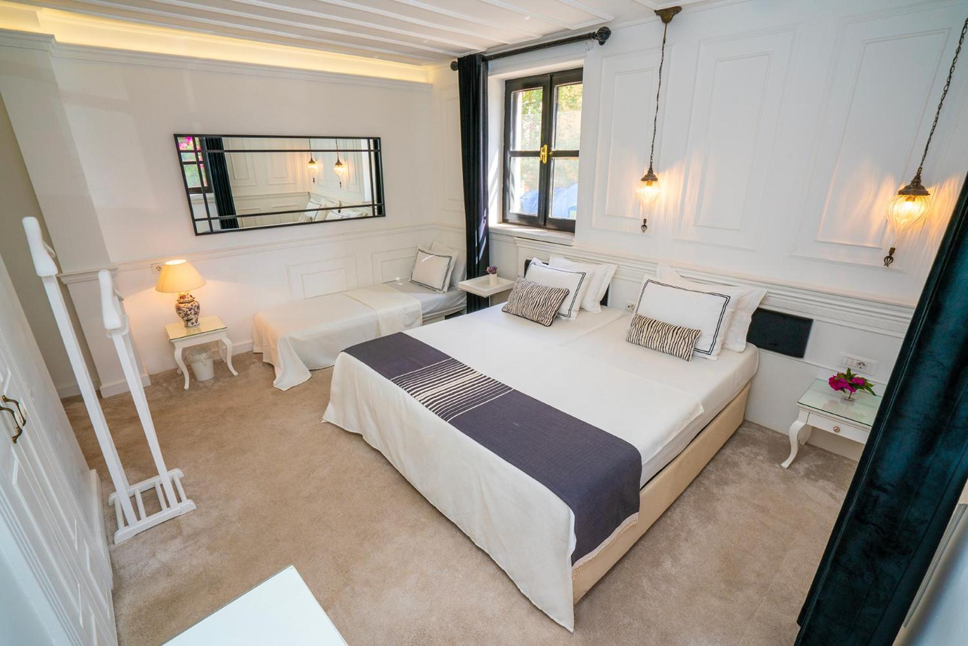 Siyah Lale Cunda 1841 (Adults Only) Hotel Ayvalik Luaran gambar